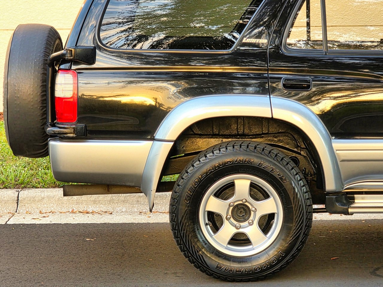 1997-toyota-hilux-surf-for-sale-01 (44)