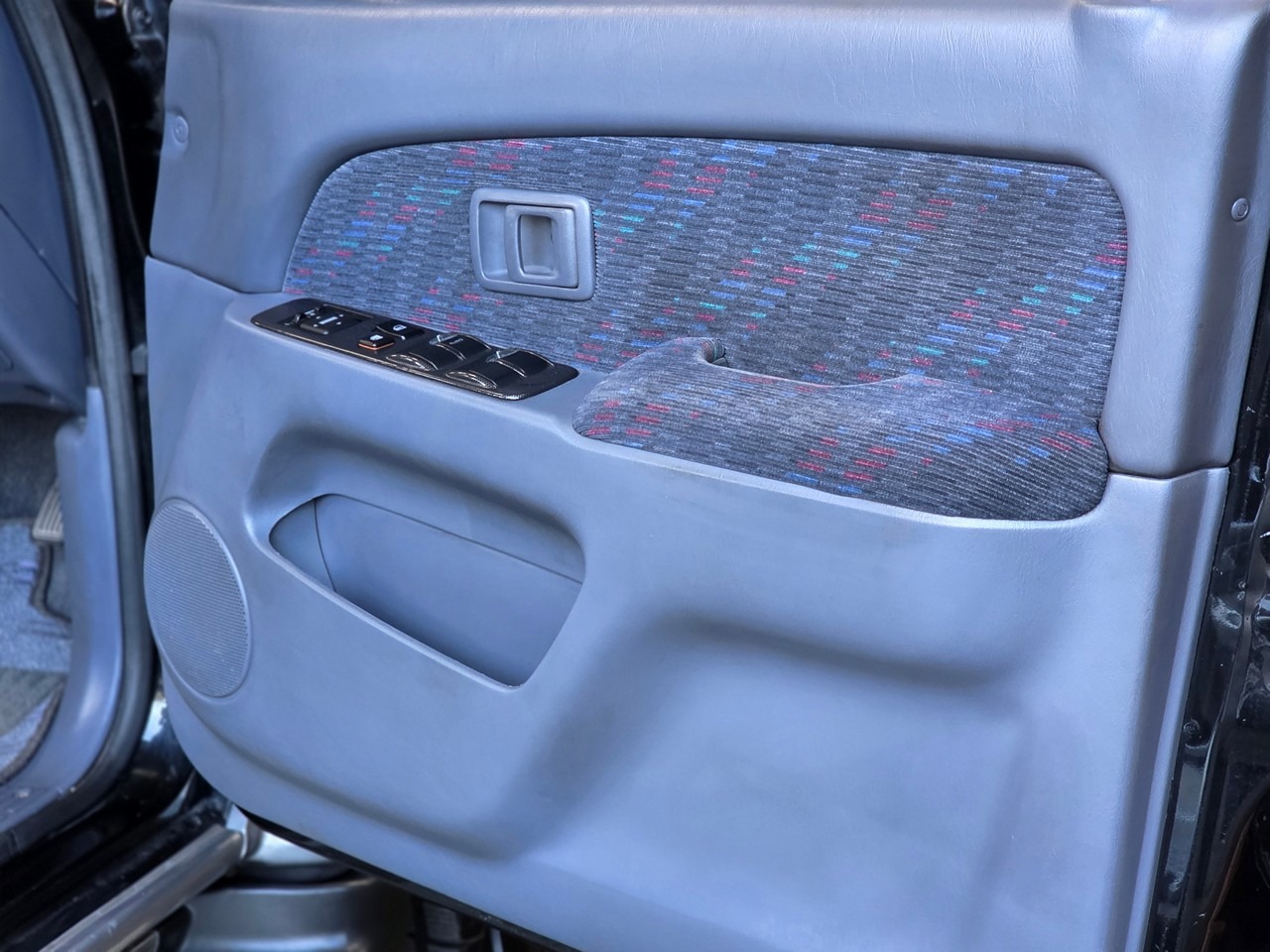 1997-toyota-hilux-surf-for-sale-01 (6)