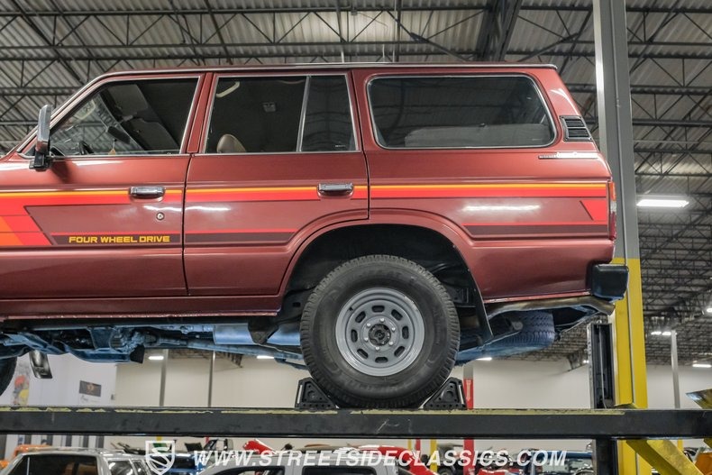 1998-toyota-land-cruiser-fj62 (17)
