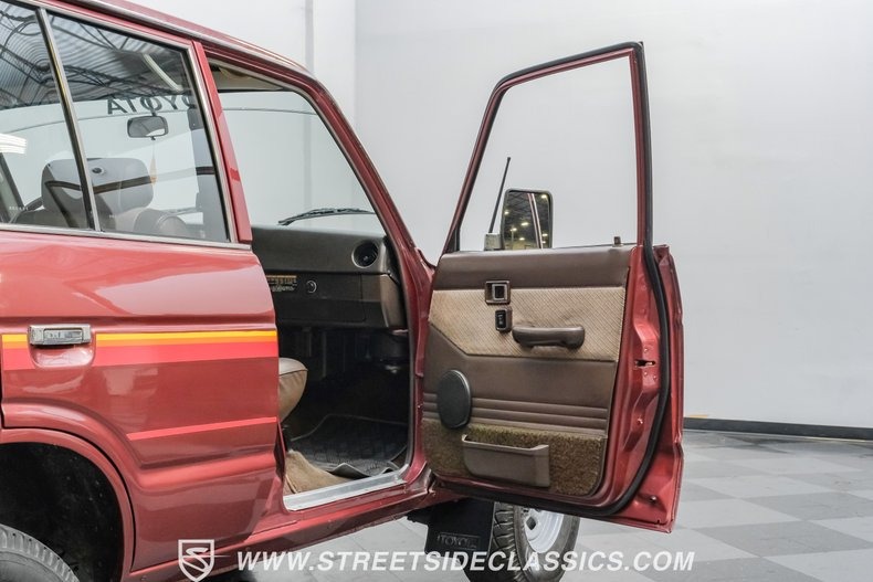 1998-toyota-land-cruiser-fj62 (40)