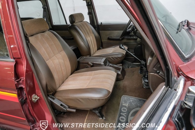 1998-toyota-land-cruiser-fj62 (48)