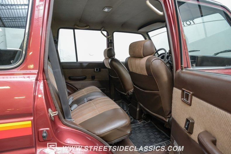 1998-toyota-land-cruiser-fj62 (50)