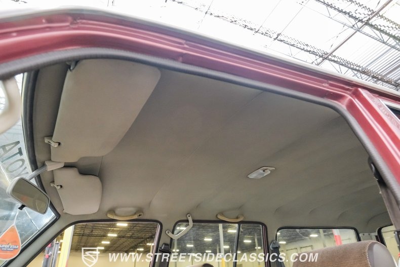 1998-toyota-land-cruiser-fj62 (57)