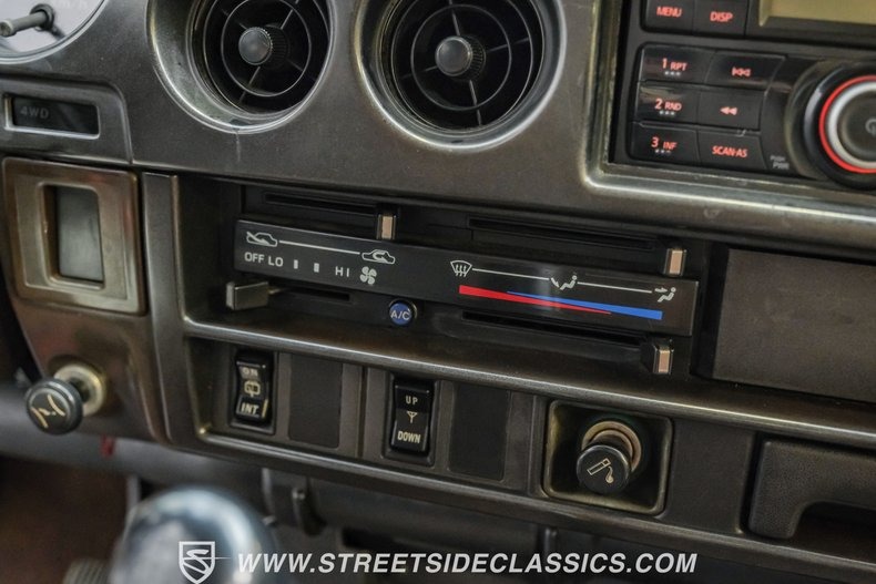 1998-toyota-land-cruiser-fj62 (63)