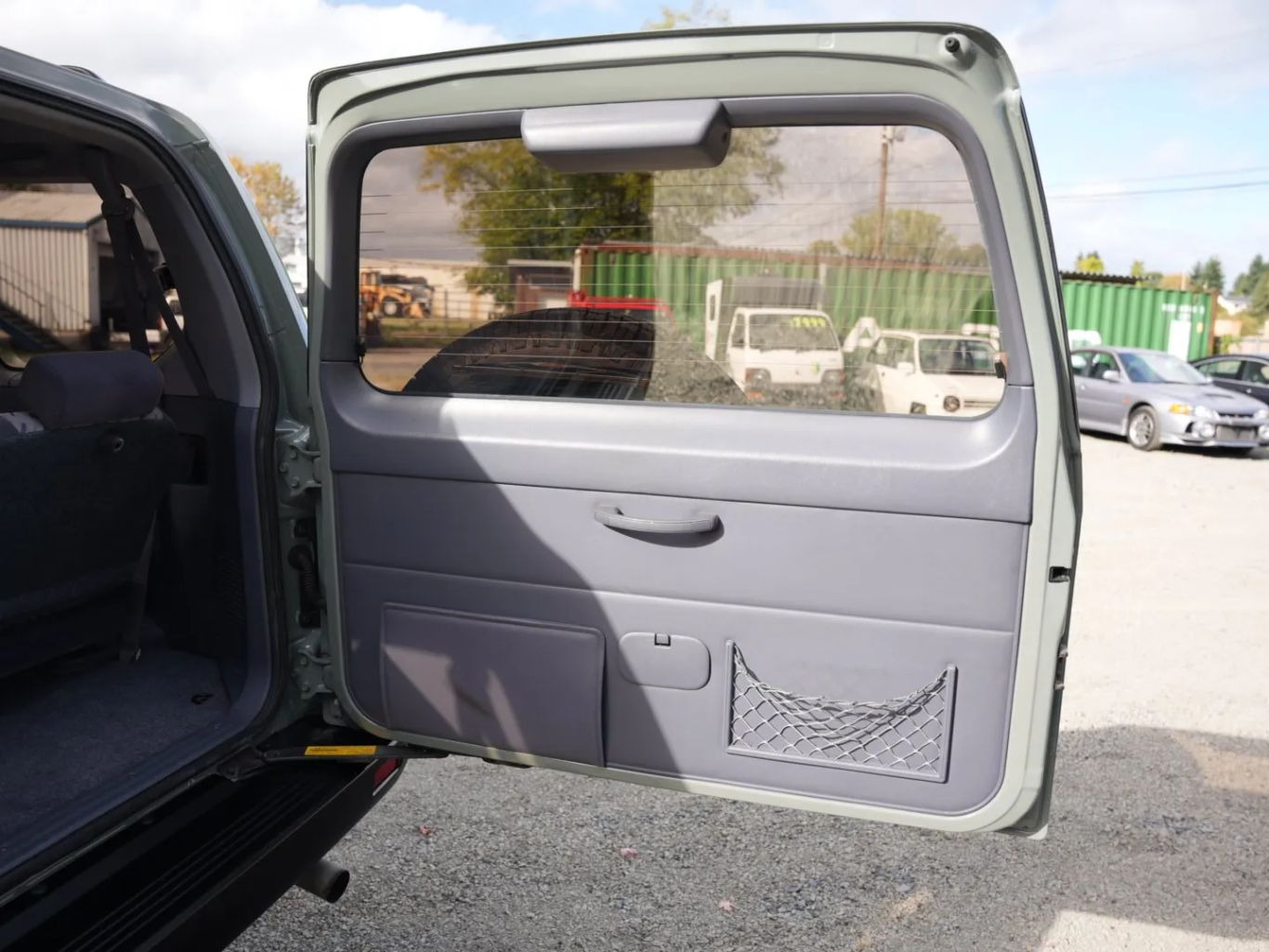 1998-toyota-land-cruiser-for-sale (72)