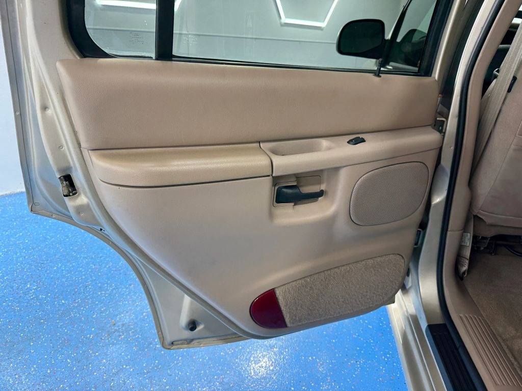 1999-ford-explorer-for-sale (22)