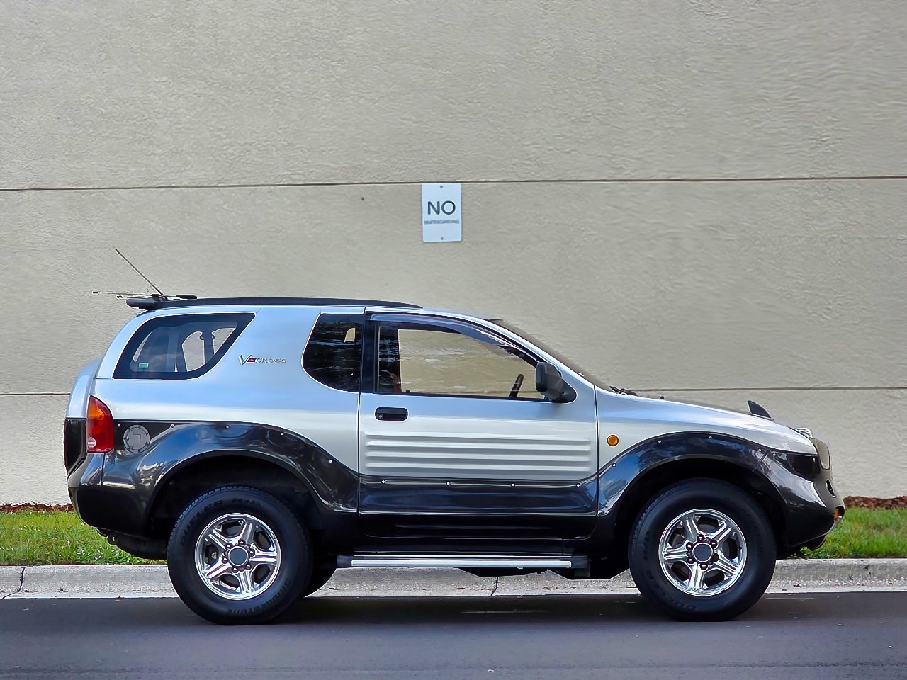 1999-isuzu-vehiCROSS-for-sale (20)