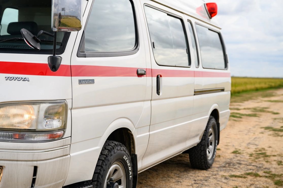 1999-toyota-hiace-ambulance (104)