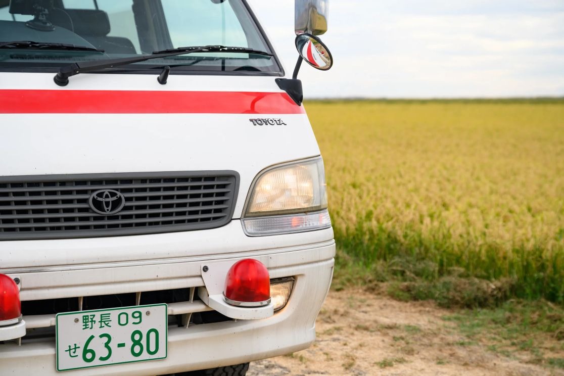 1999-toyota-hiace-ambulance (116)