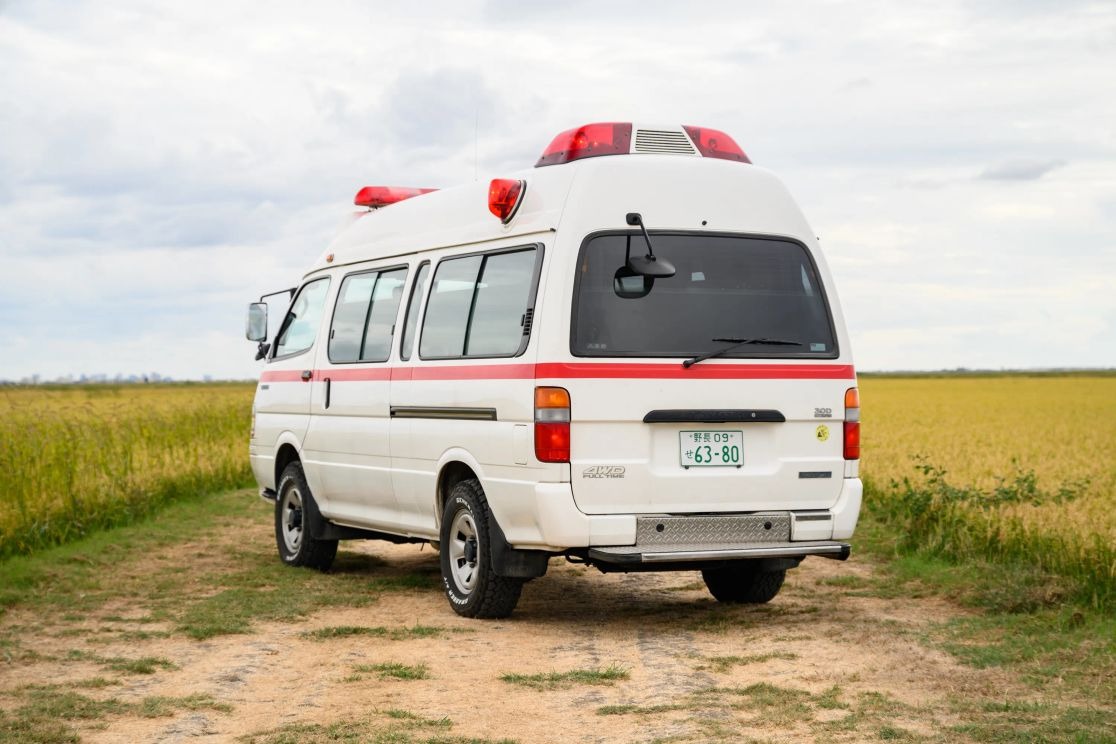 1999-toyota-hiace-ambulance (120)