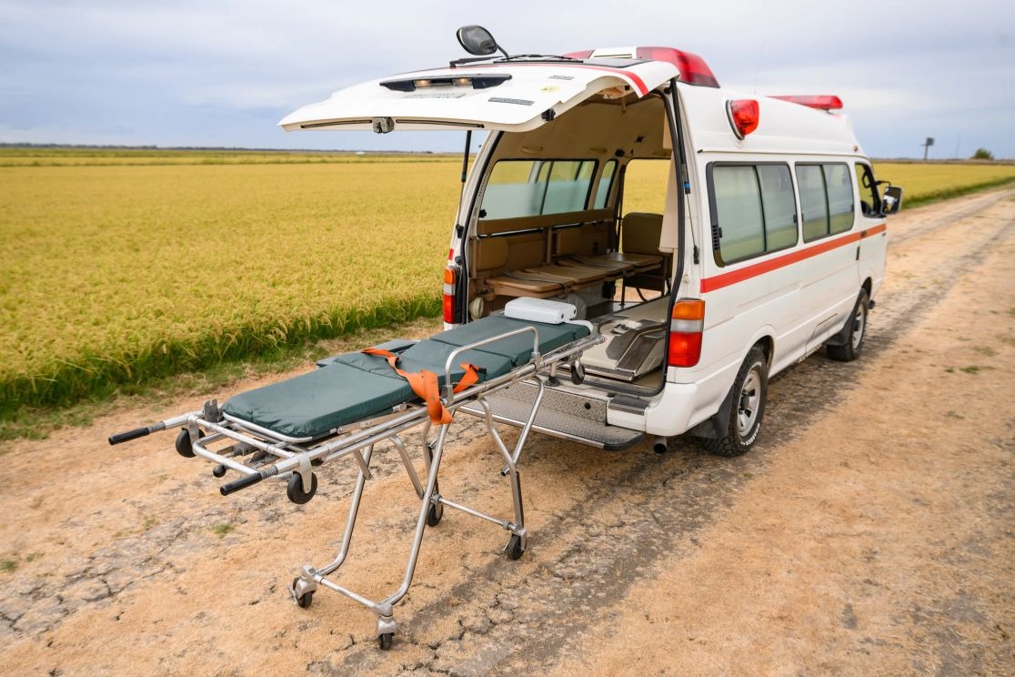1999-toyota-hiace-ambulance (128)