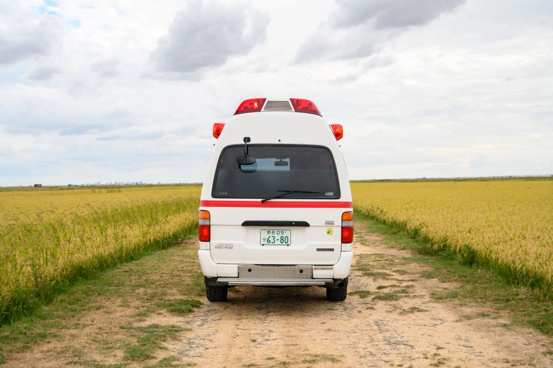 1999-toyota-hiace-ambulance (140)