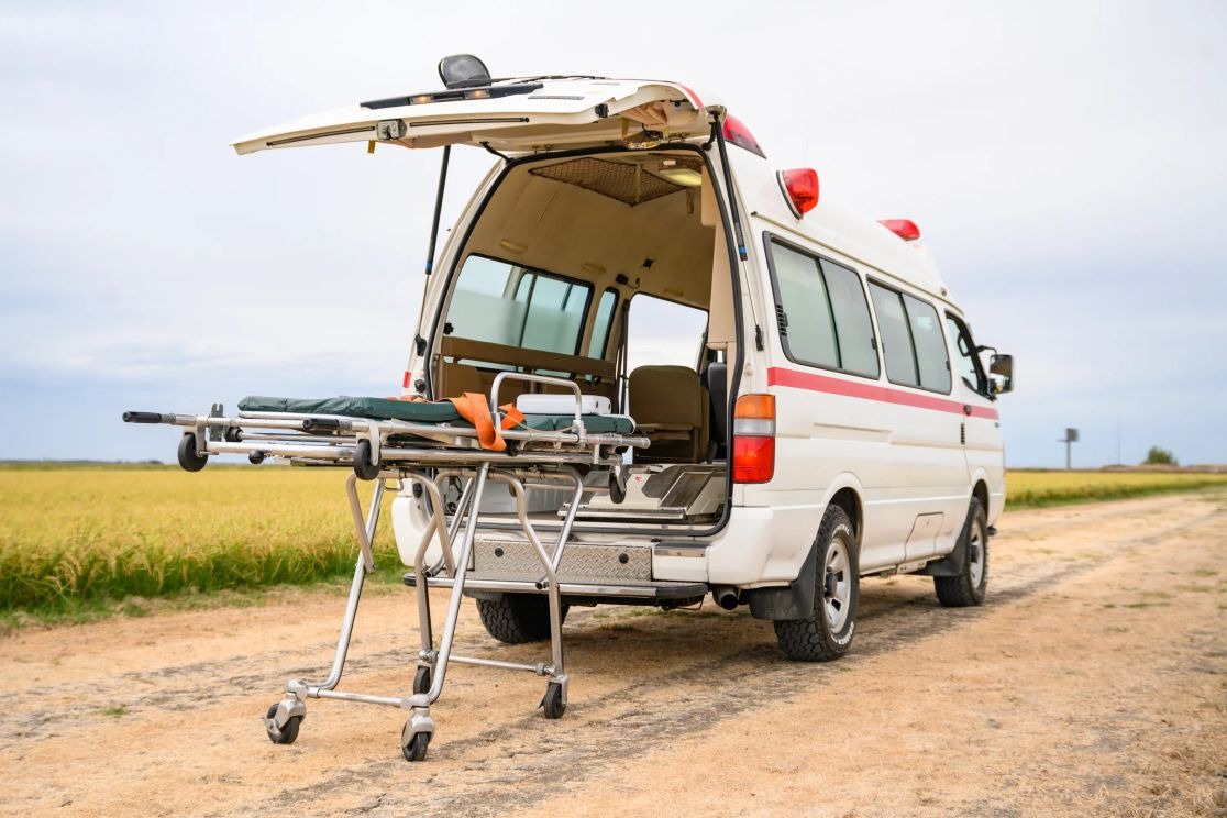 1999-toyota-hiace-ambulance (34)