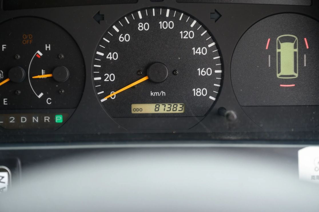 1999-toyota-hiace-ambulance (50)