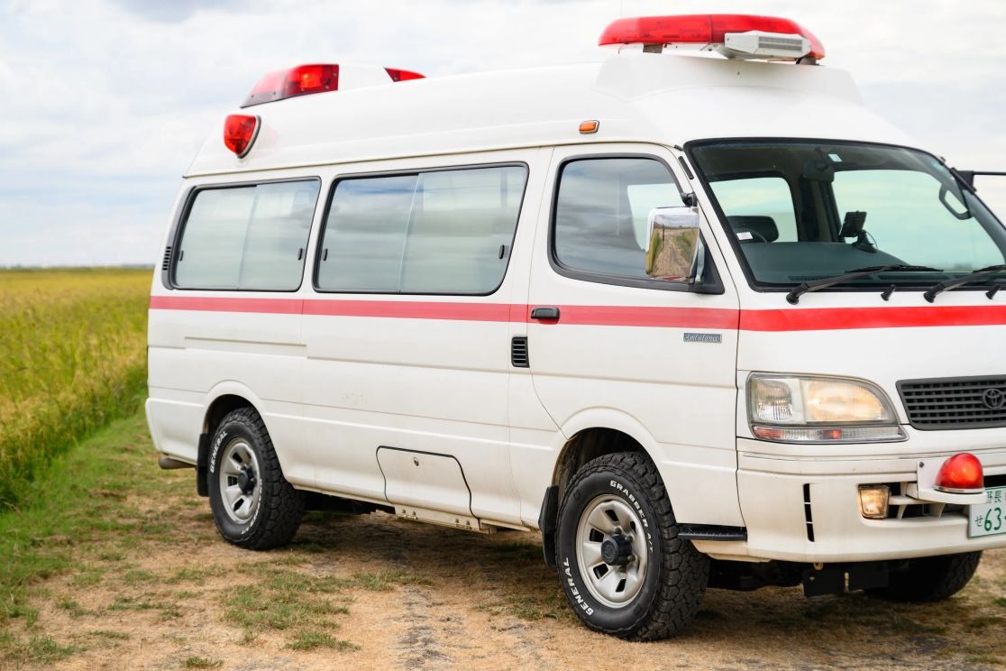1999-toyota-hiace-ambulance (84)