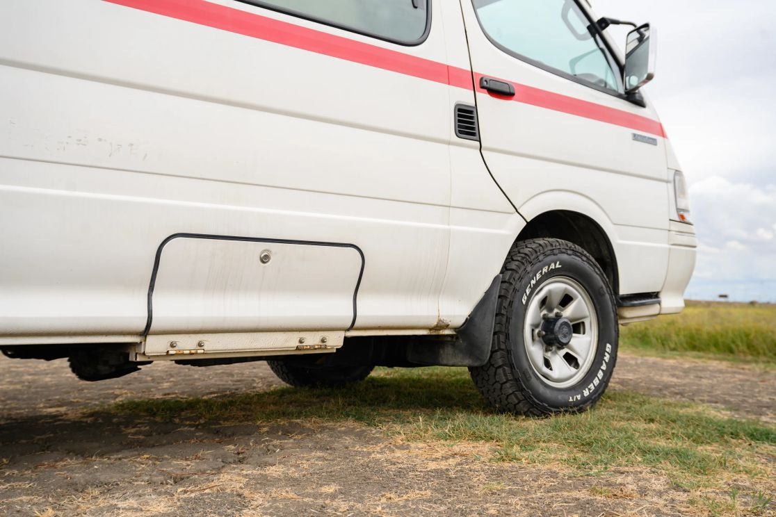 1999-toyota-hiace-ambulance (94)