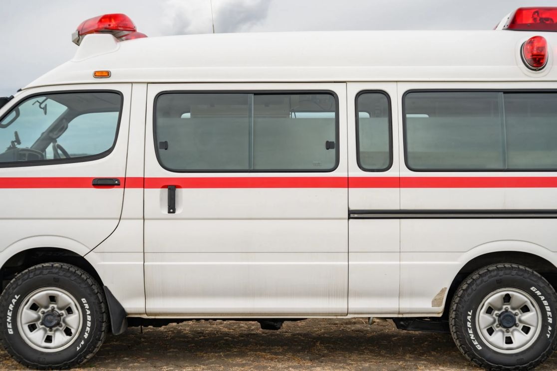 1999-toyota-hiace-ambulance (98)