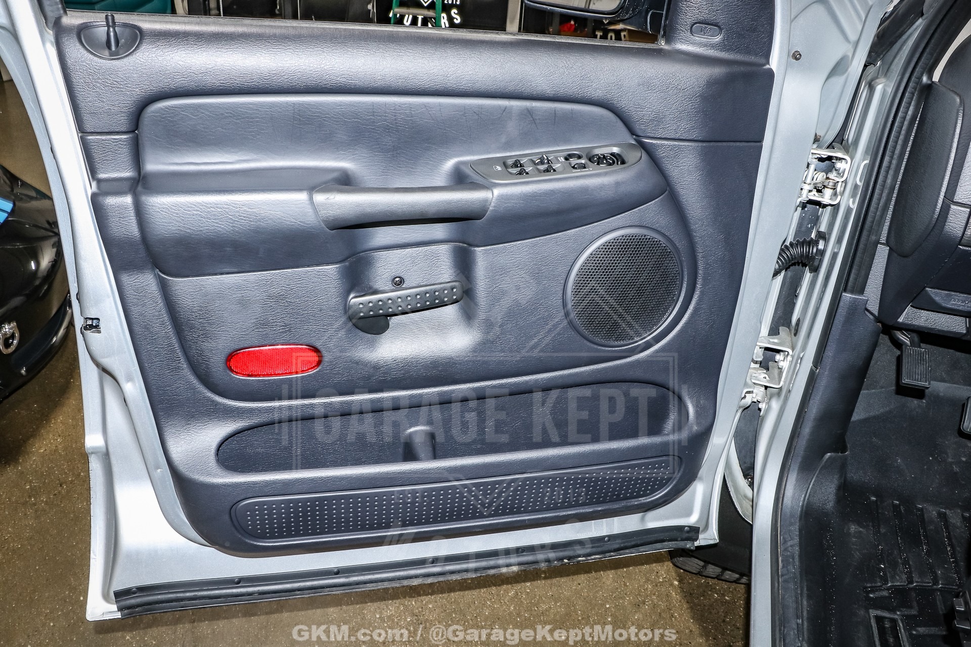 2003-dodge-ram-3500-slt (65)