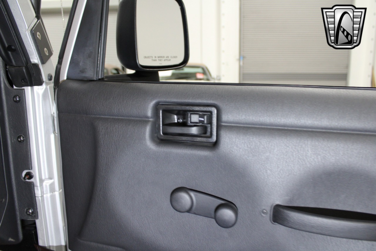 2003-jeep-wrangler-for-sale (37)