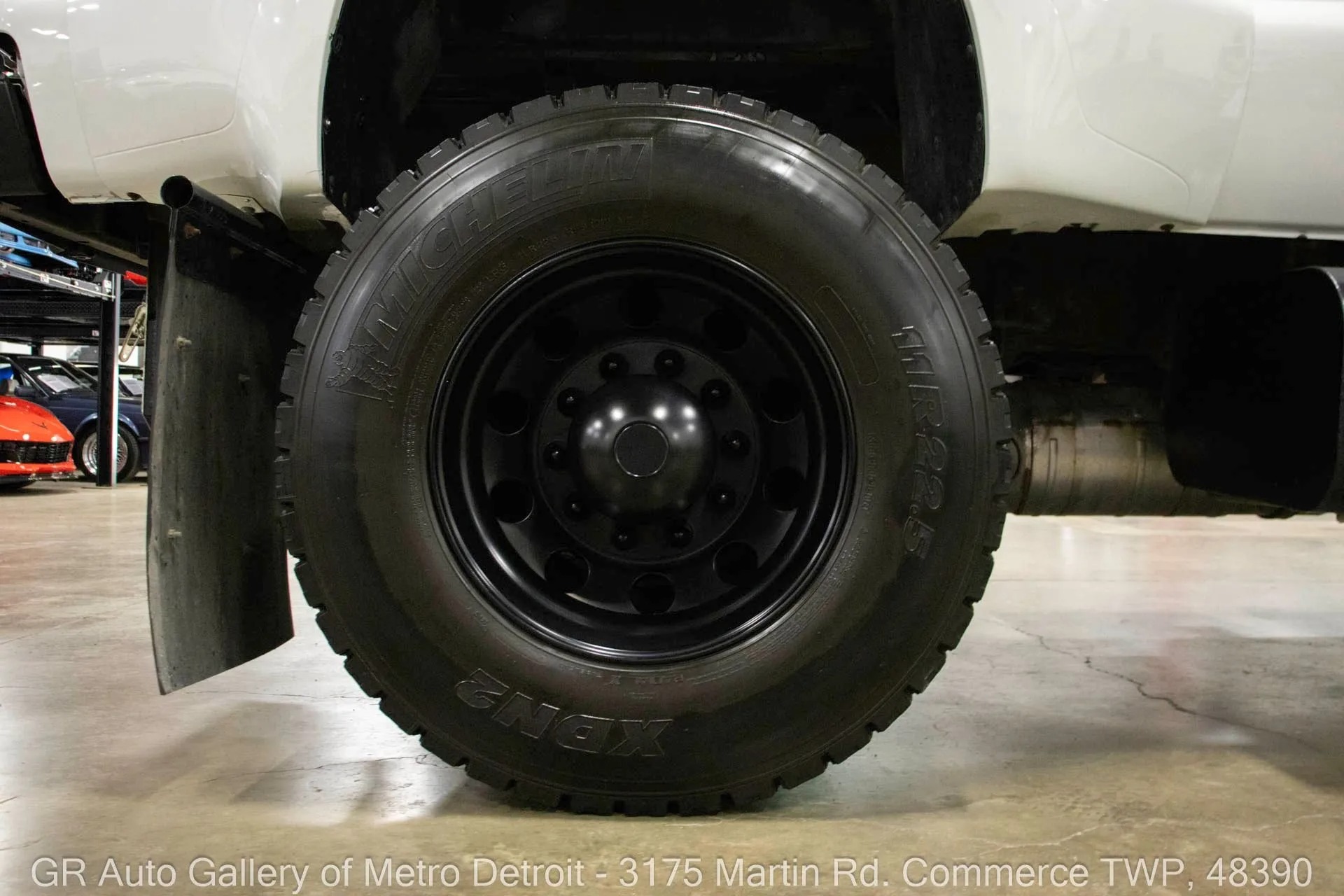 2013-ford-f650-super-duty (100)