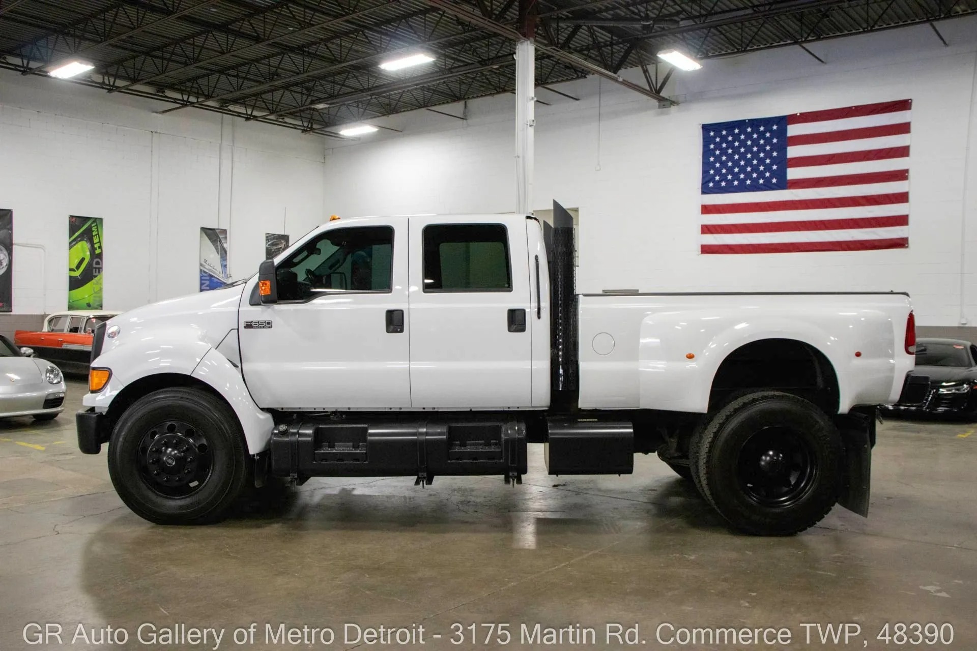 2013-ford-f650-super-duty (154)