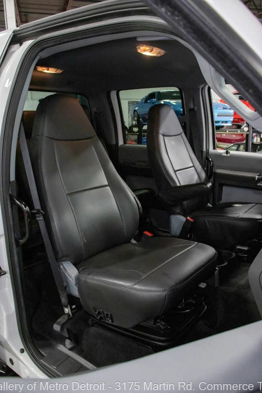 2013-ford-f650-super-duty (170)