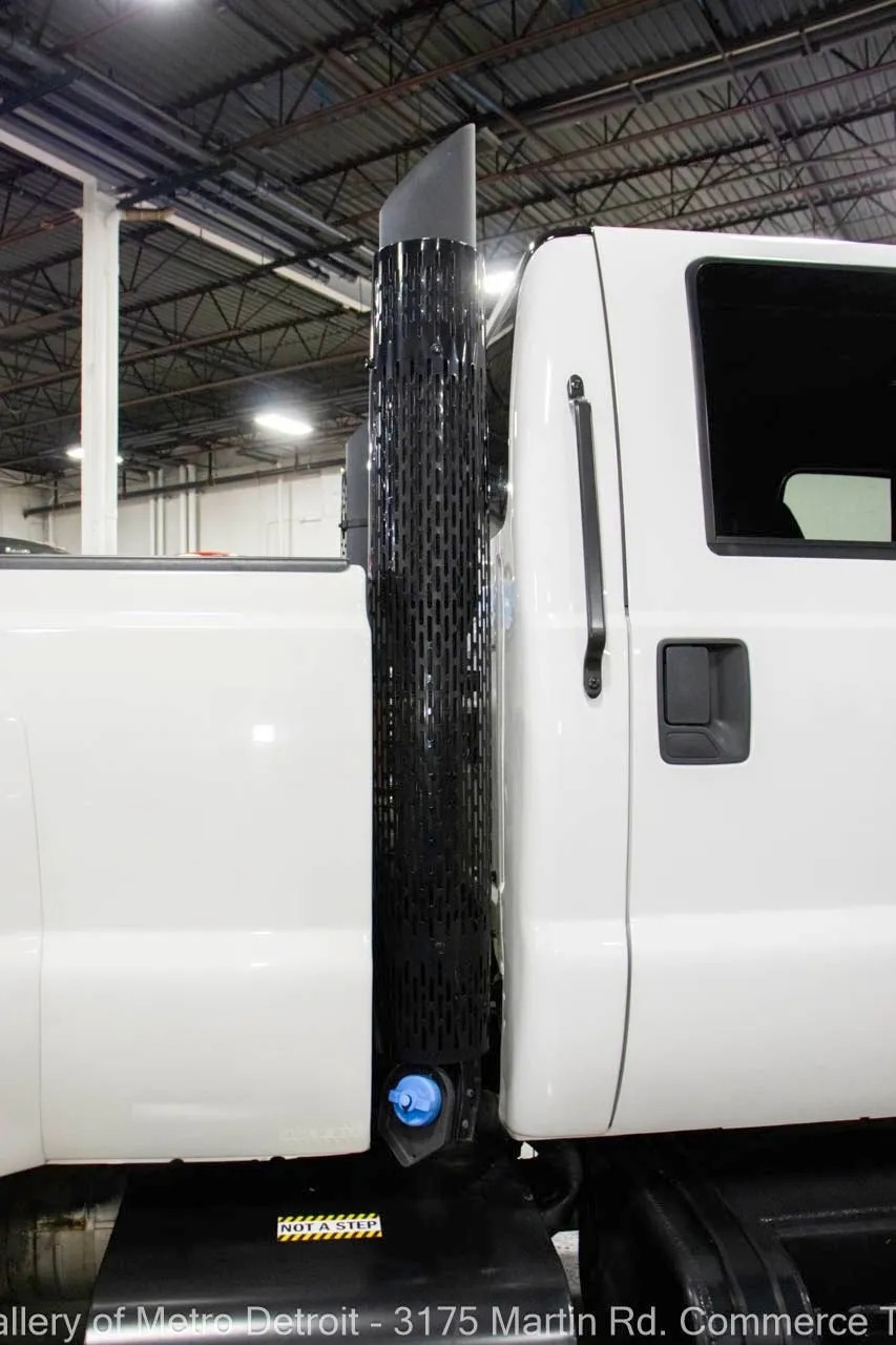 2013-ford-f650-super-duty (175)