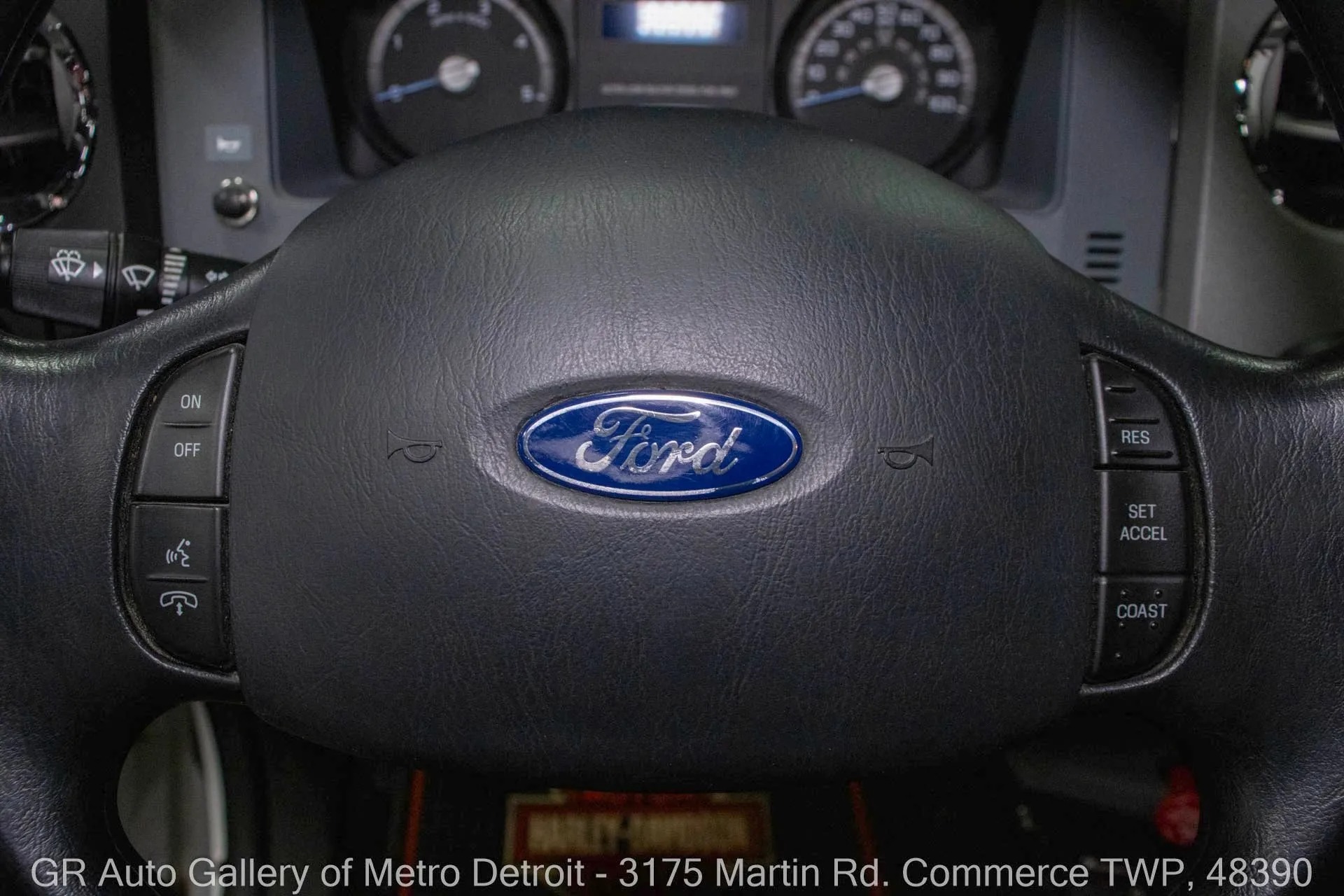 2013-ford-f650-super-duty (36)