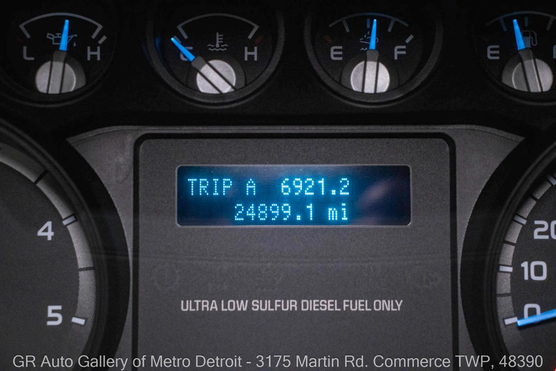 2013-ford-f650-super-duty (43)