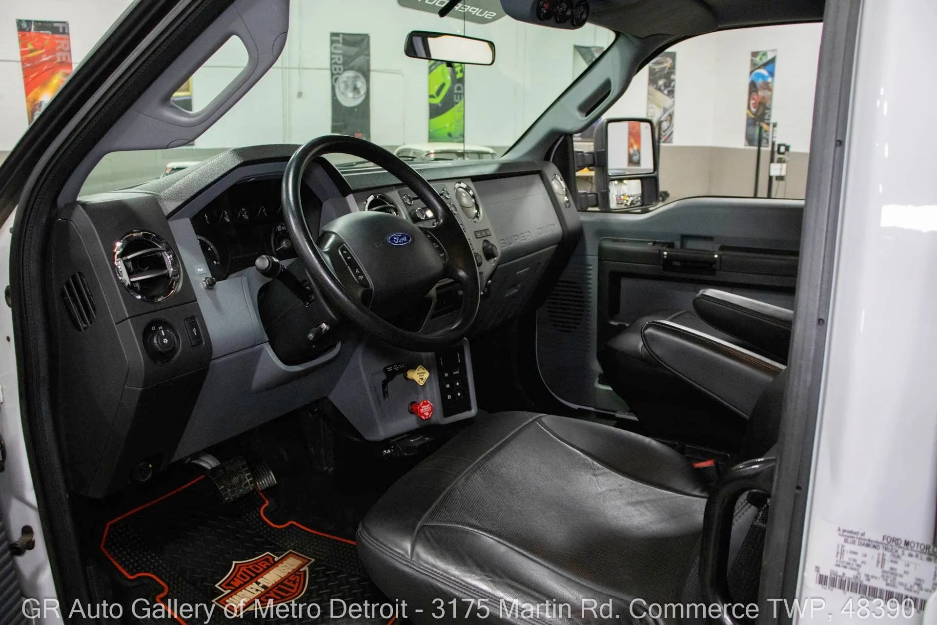 2013-ford-f650-super-duty (47)