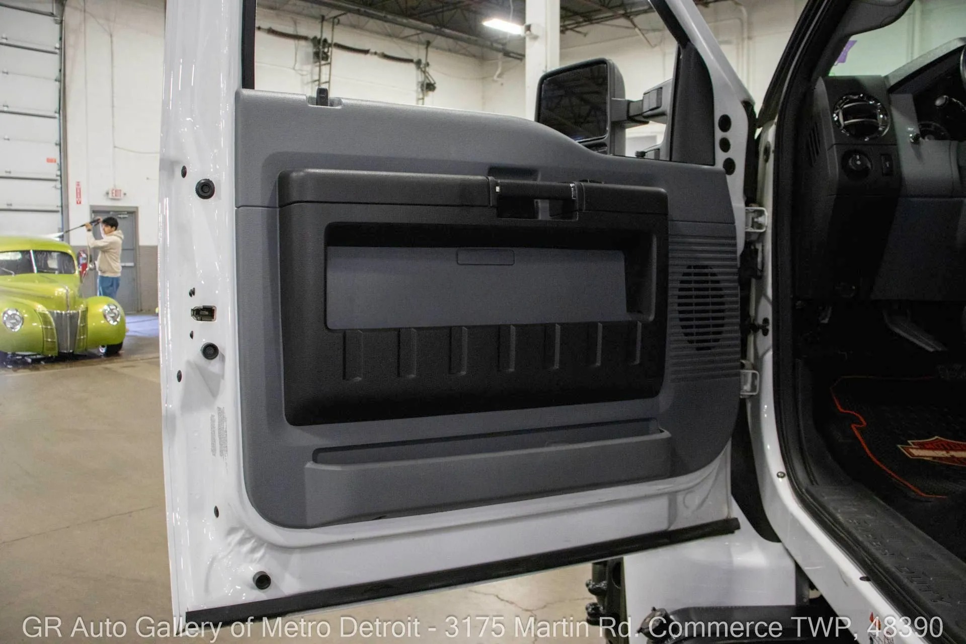 2013-ford-f650-super-duty (62)