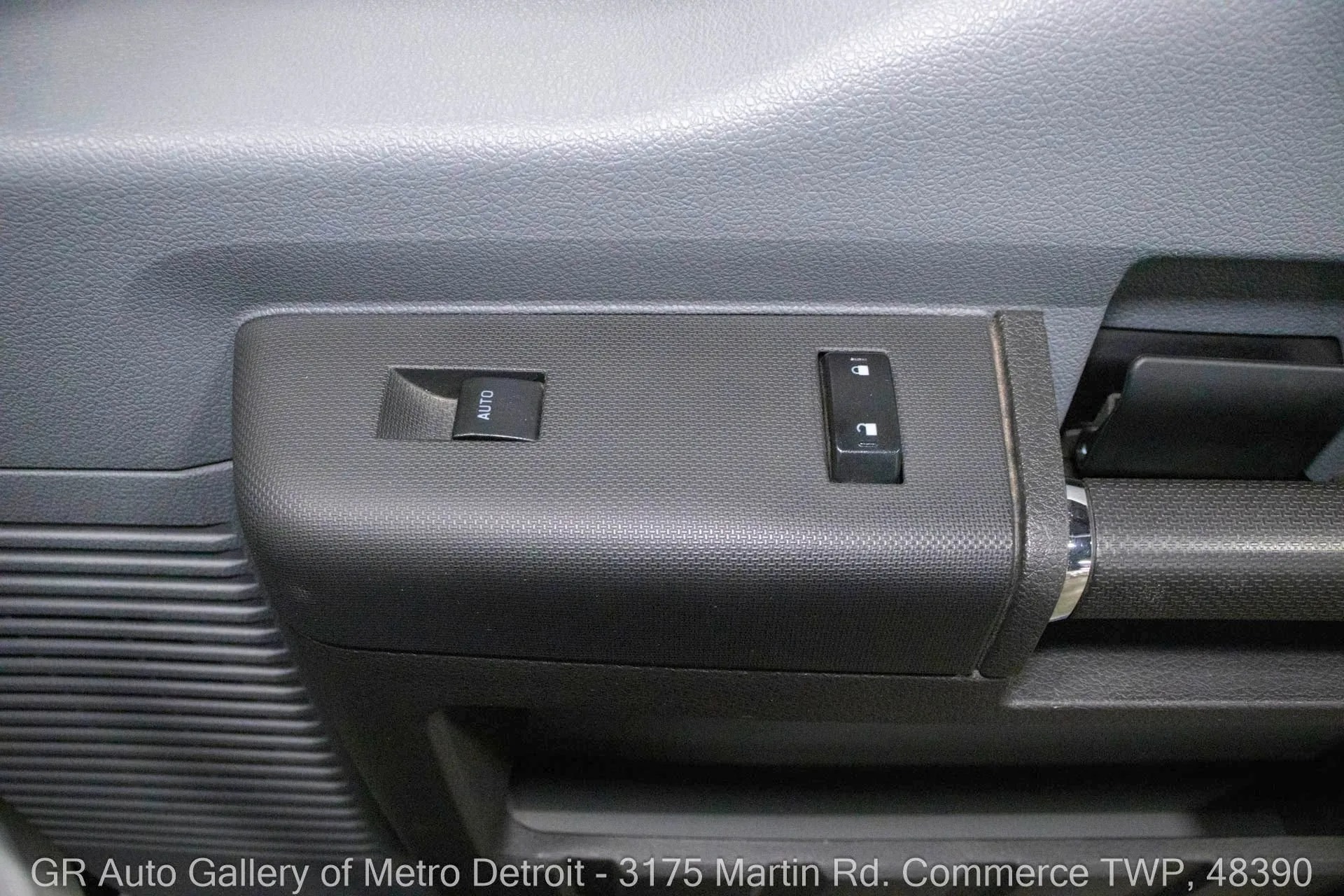2013-ford-f650-super-duty (82)
