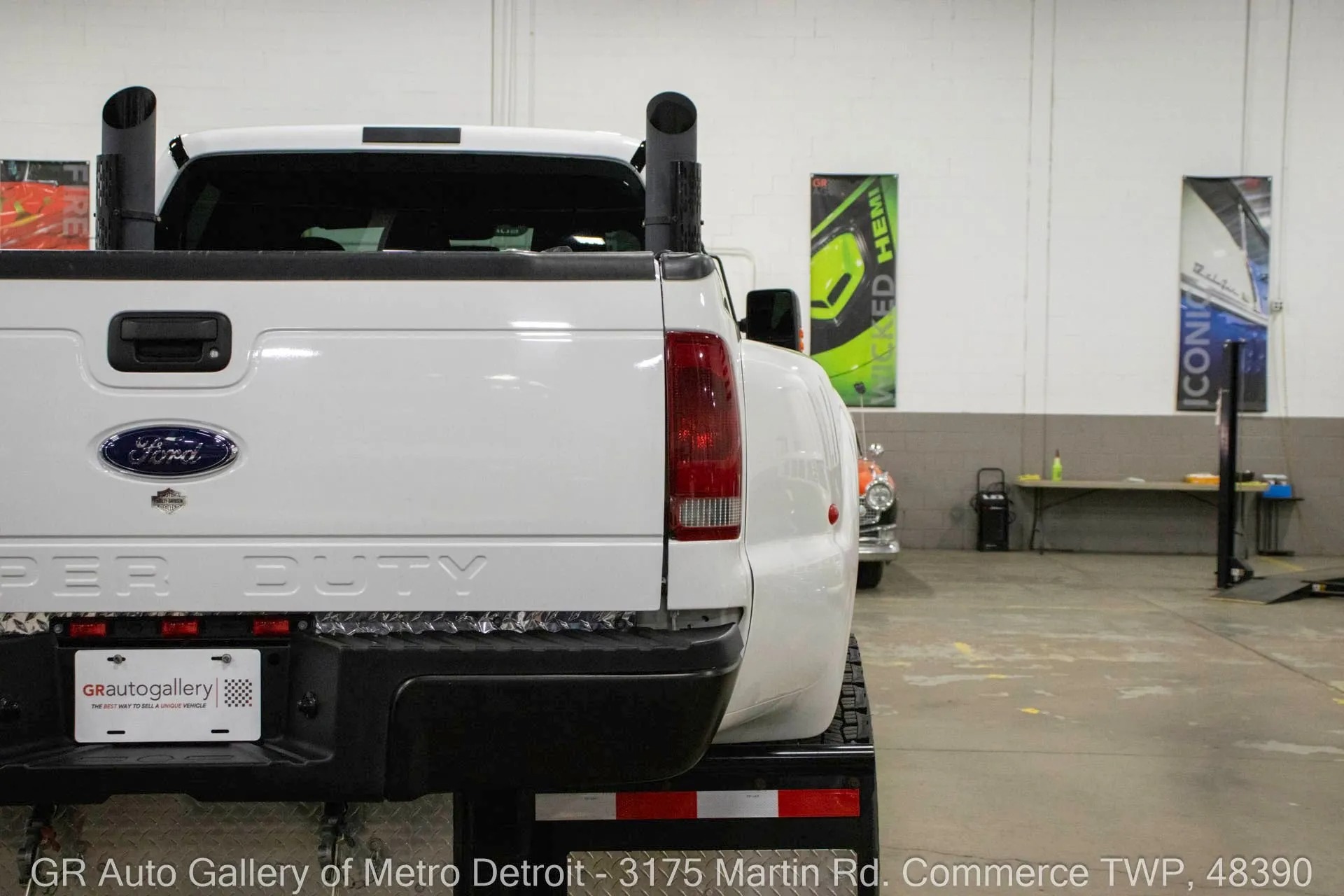 2013-ford-f650-super-duty (95)