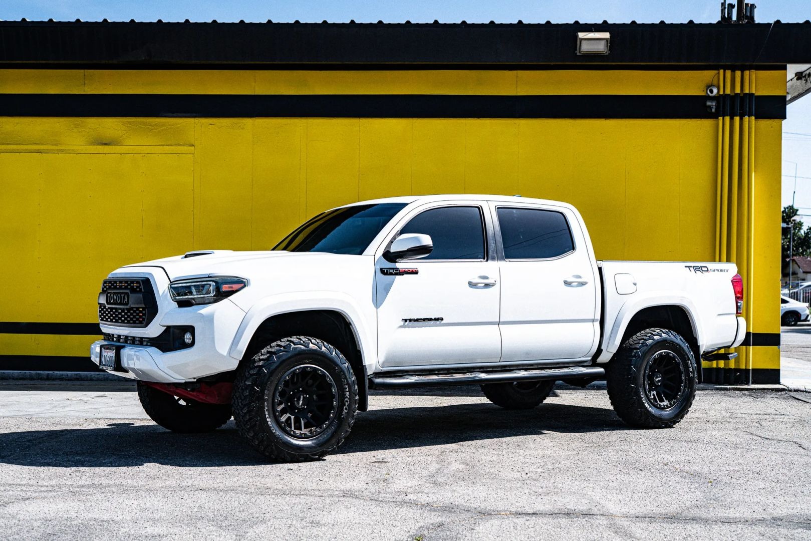 2017-toyota-tacoma-trd-sport-for-sale-el-monte-ca-1