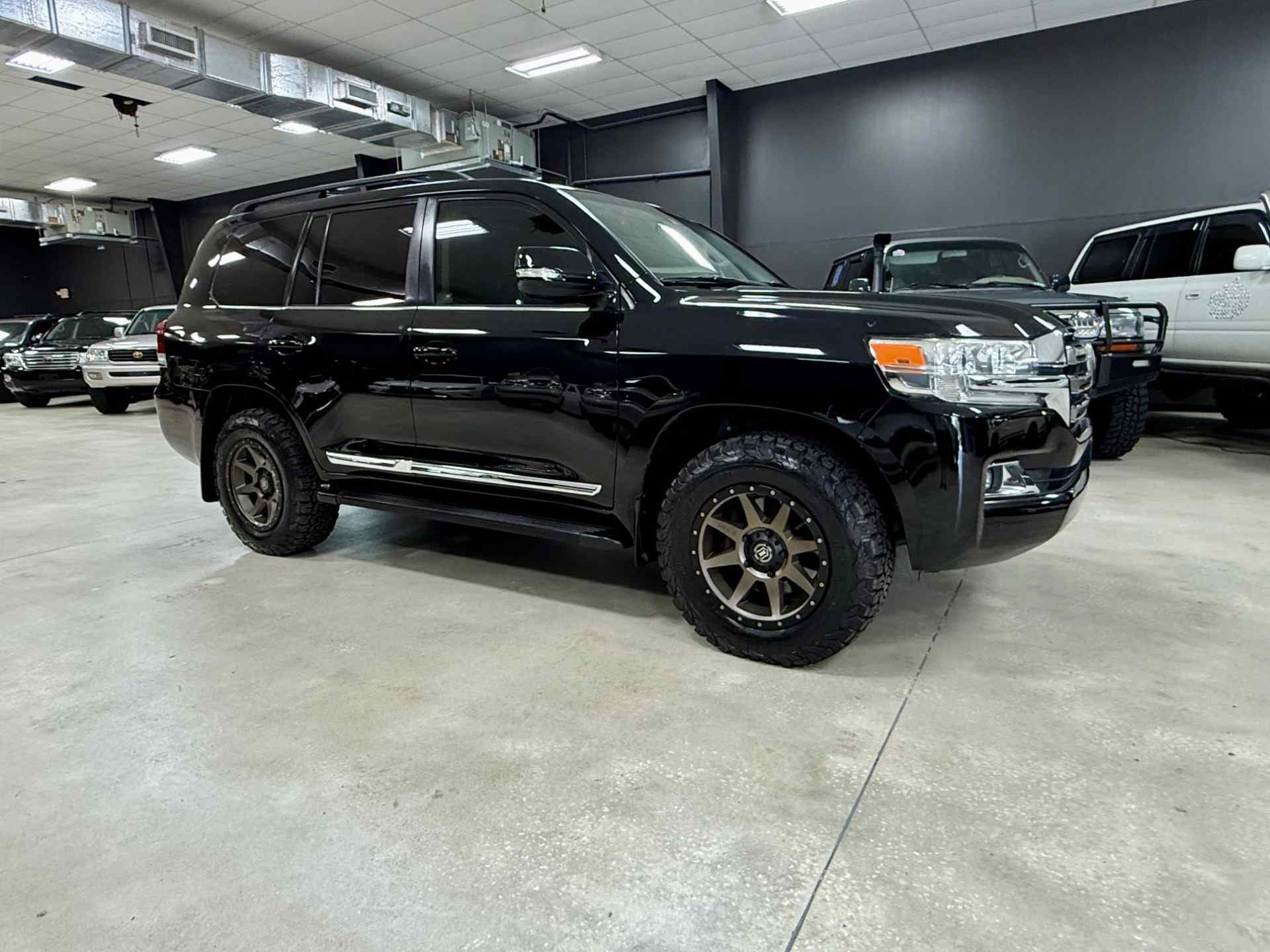 2018-toyota-land-cruiser-200-for-sale-jacksonville-fl-12