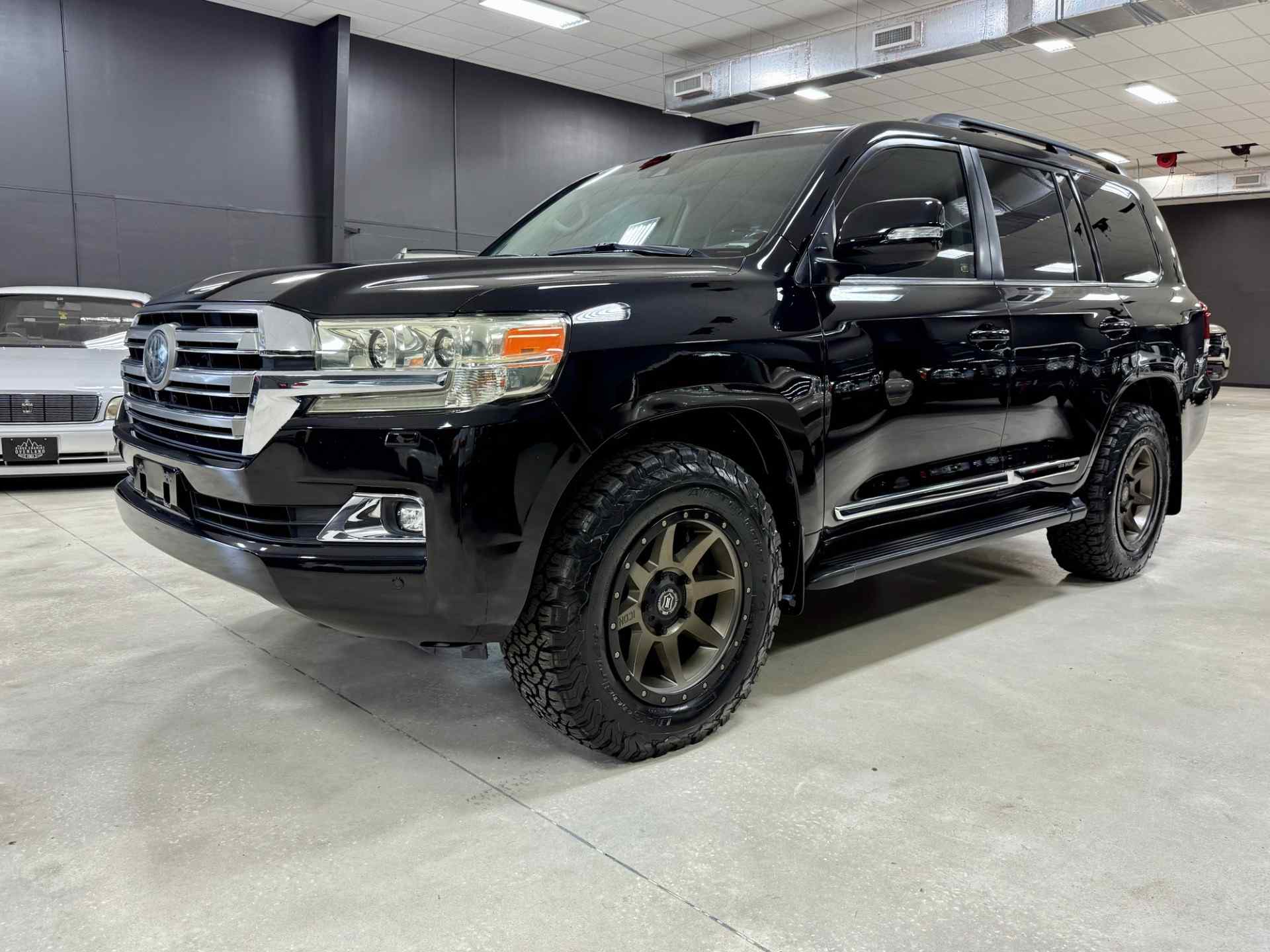 2018-toyota-land-cruiser-200-for-sale-jacksonville-fl-5