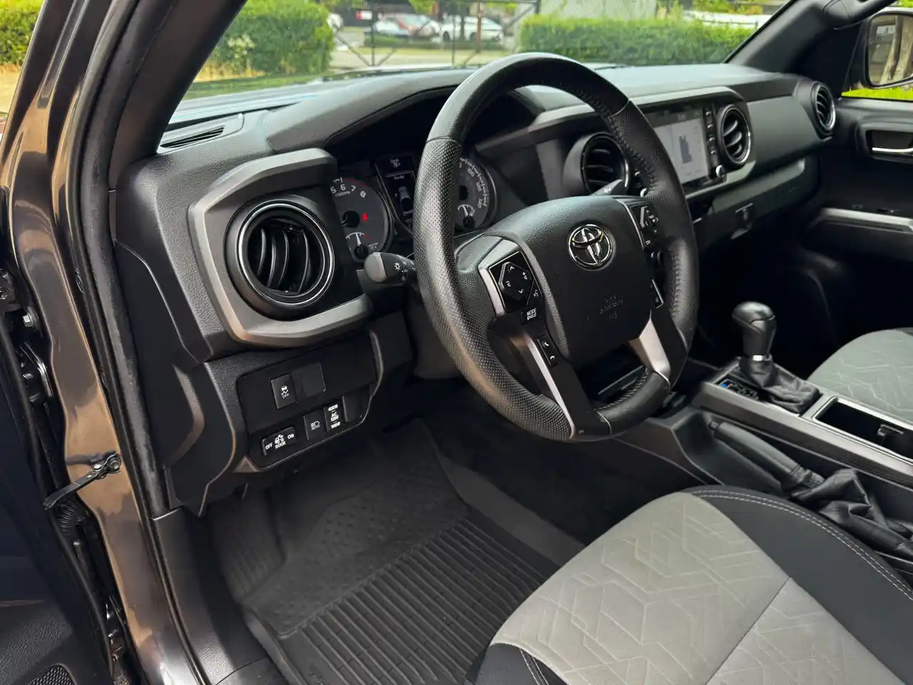 2022-toyota-tacoma-trd-off-road-double-cab-for-sale-birmingham-al-22