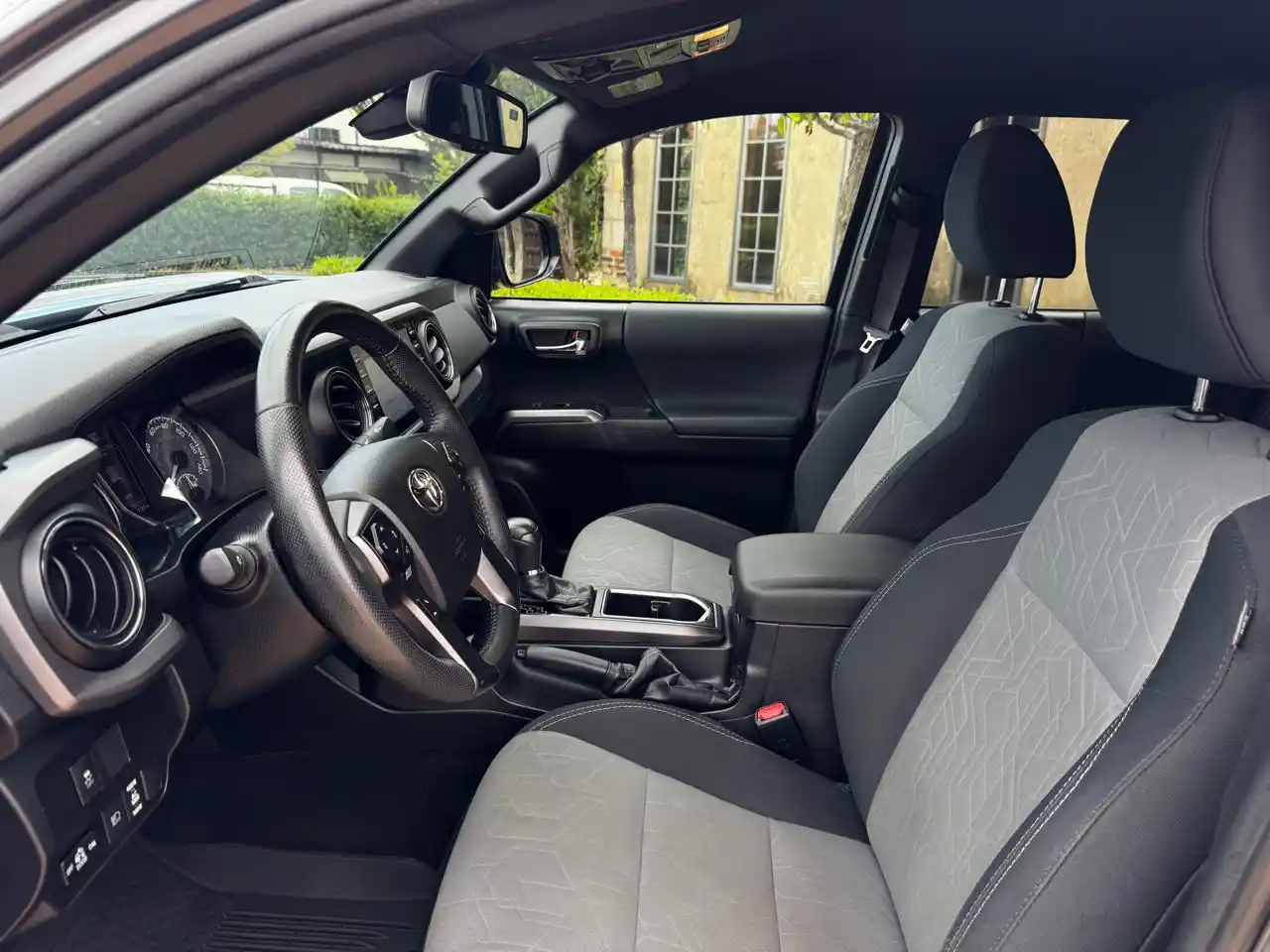 2022-toyota-tacoma-trd-off-road-double-cab-for-sale-birmingham-al-23