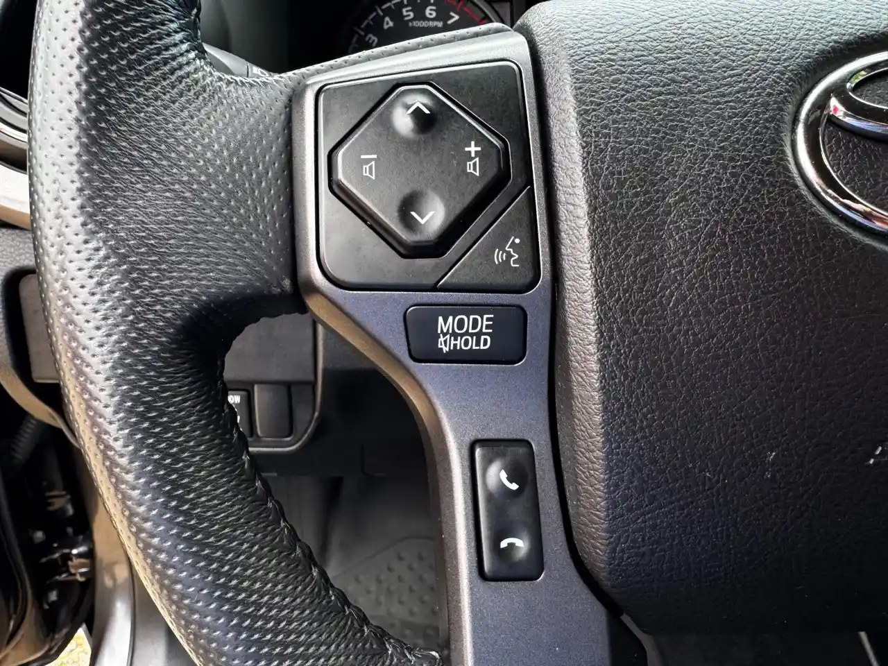 2022-toyota-tacoma-trd-off-road-double-cab-for-sale-birmingham-al-29