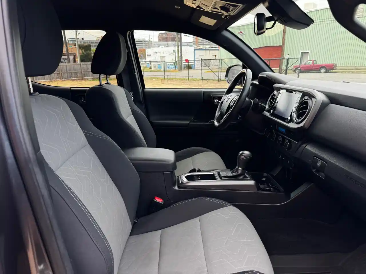 2022-toyota-tacoma-trd-off-road-double-cab-for-sale-birmingham-al-39
