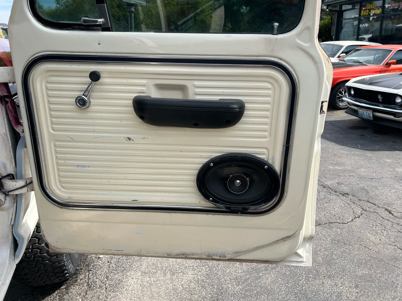 Used-1970-Ford-F250-Ranger-Highboy-4WD-for-sale-in-Trevor-WI-53179-14