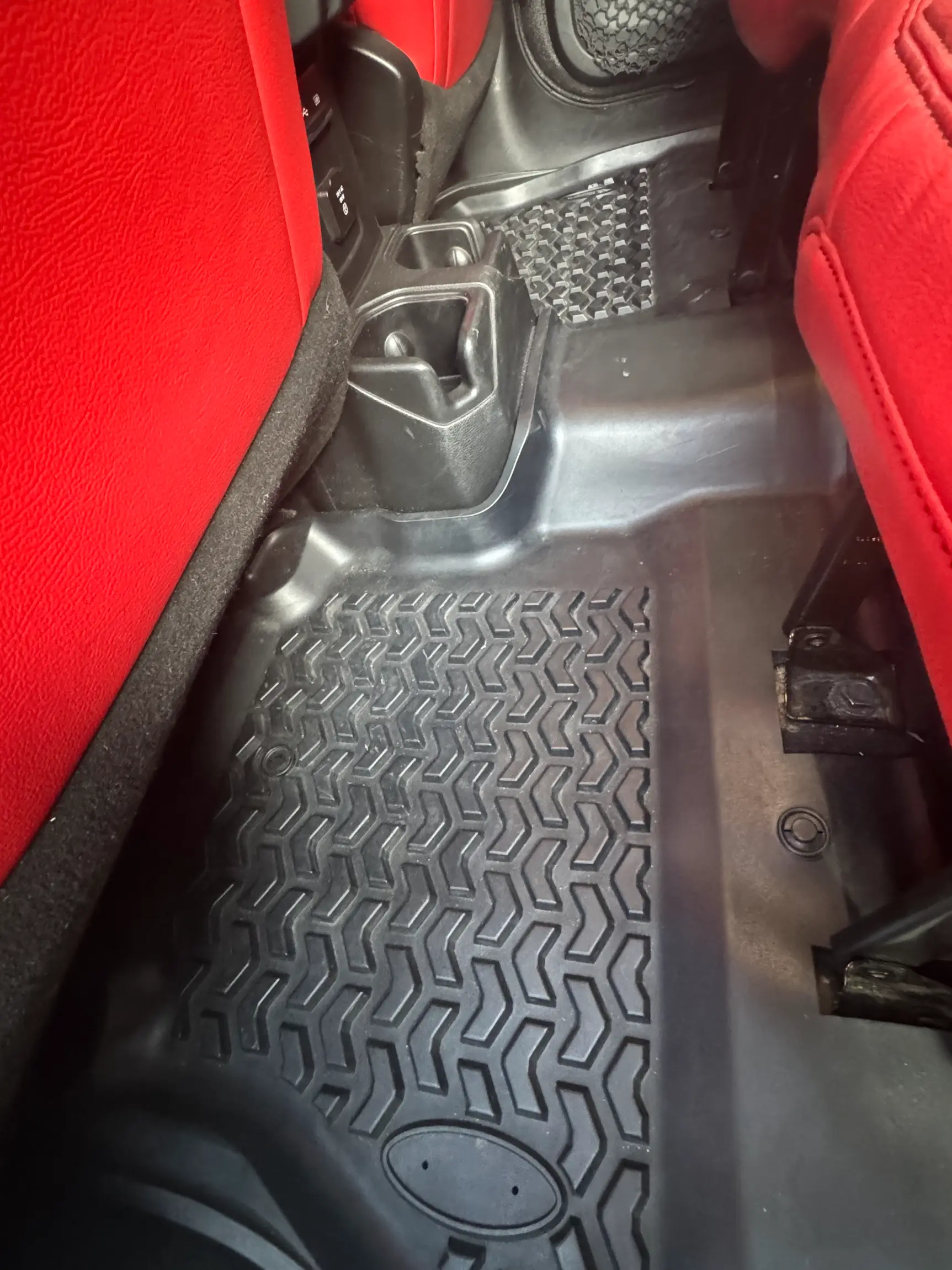force-customs-built-2020-jeep-wrangler-unlimited-sahara-commerce-city-co-12