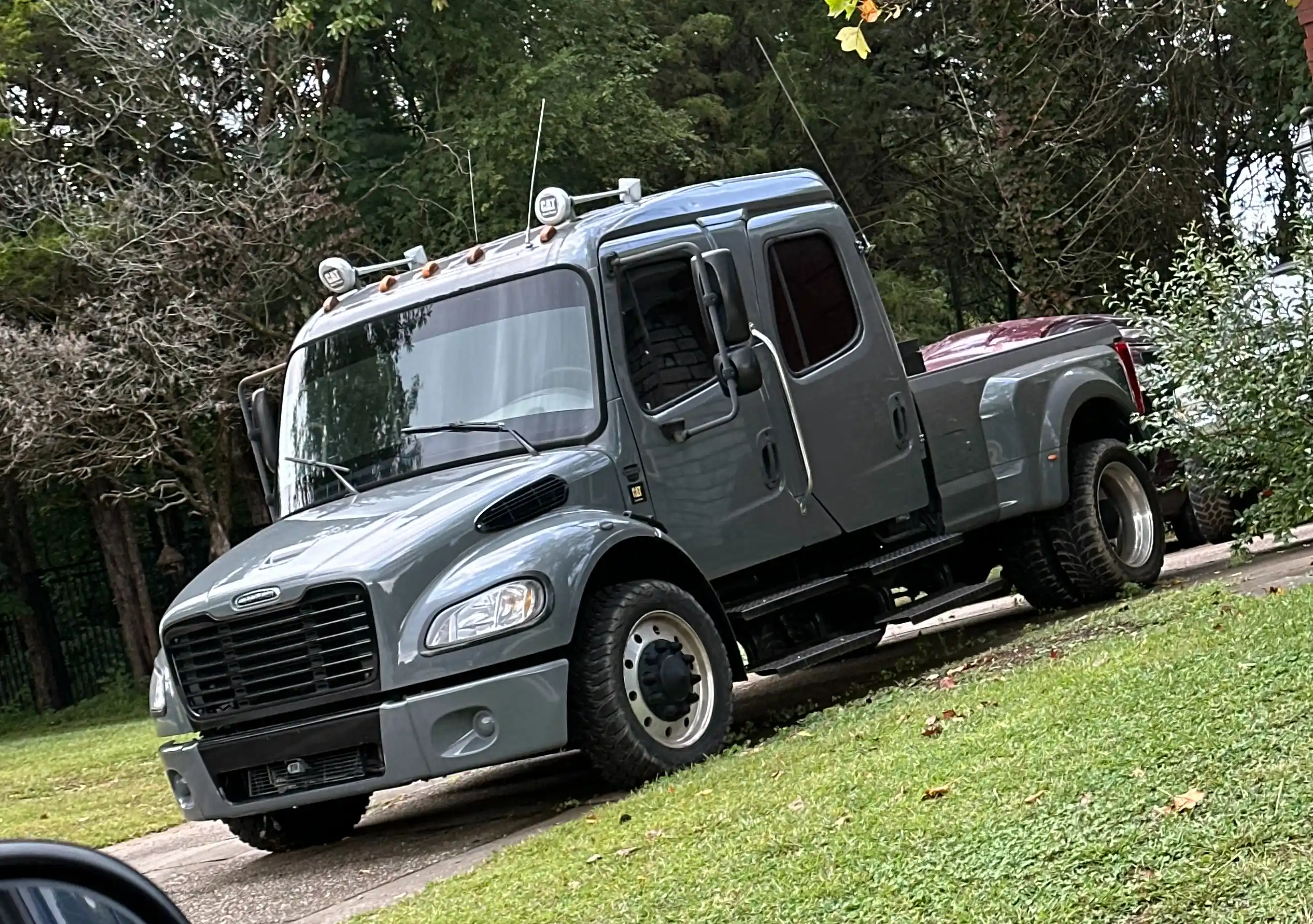 freightliner-4x4-for-sale-01