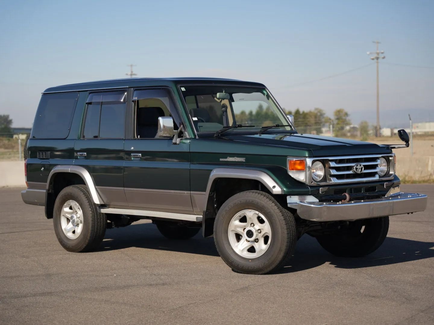 land-cruiser-wagon-everett (16)