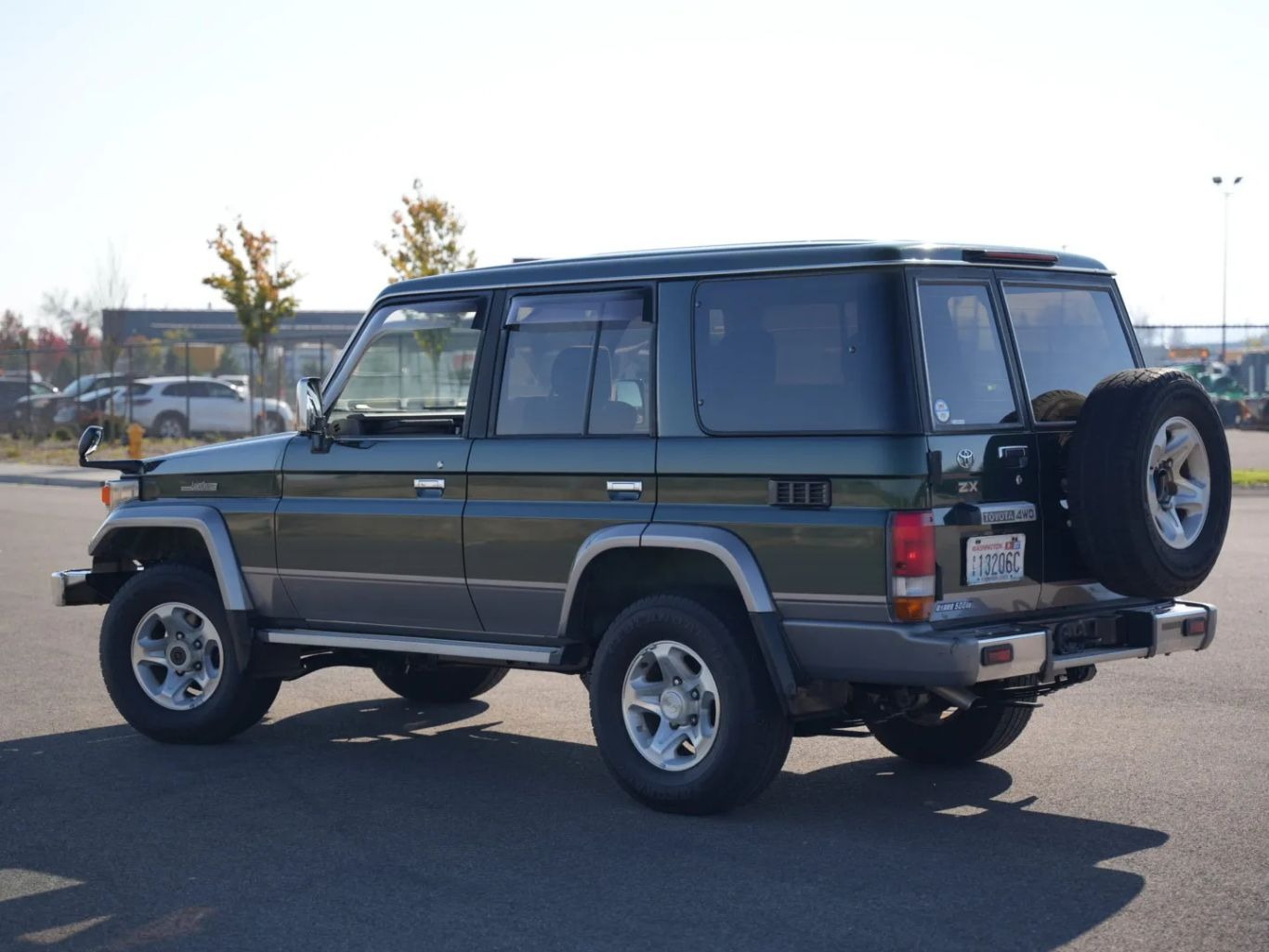 land-cruiser-wagon-everett (51)