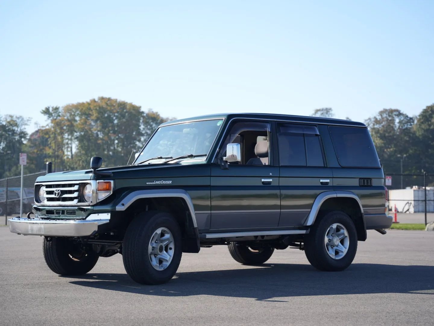 land-cruiser-wagon-everett (6)