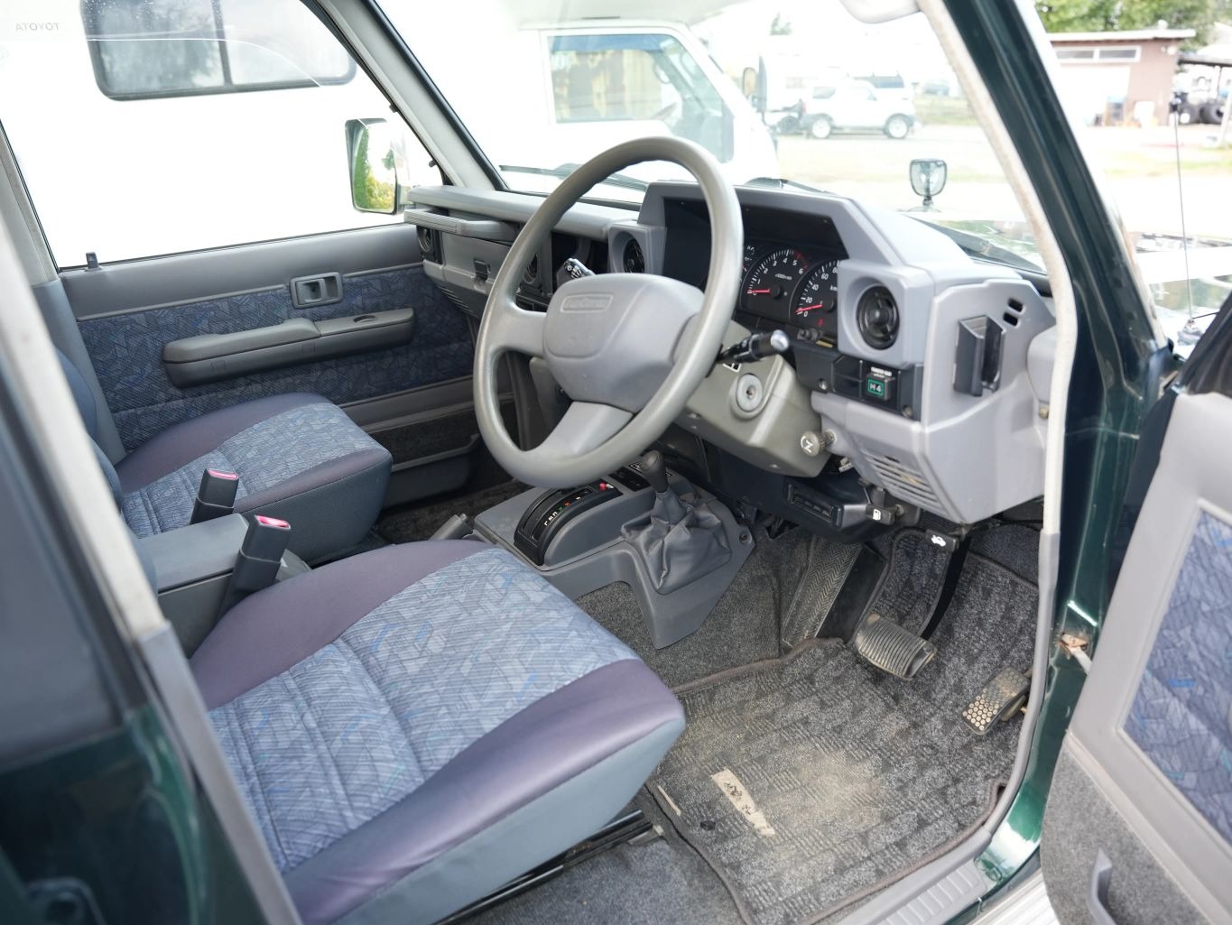 land-cruiser-wagon-everett (84)